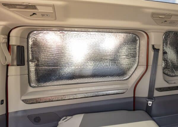 ISOLITE Inside VW T7 Multivan Seitenfenster starr Schiebetür rechts