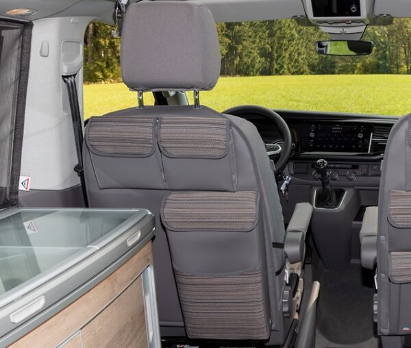 UTILITY mit MULTIBOX linker Fahrerhaussitz VW T6.1 California Coast, Design VW T6.1 „Mixed Dots/Leder Palladium“