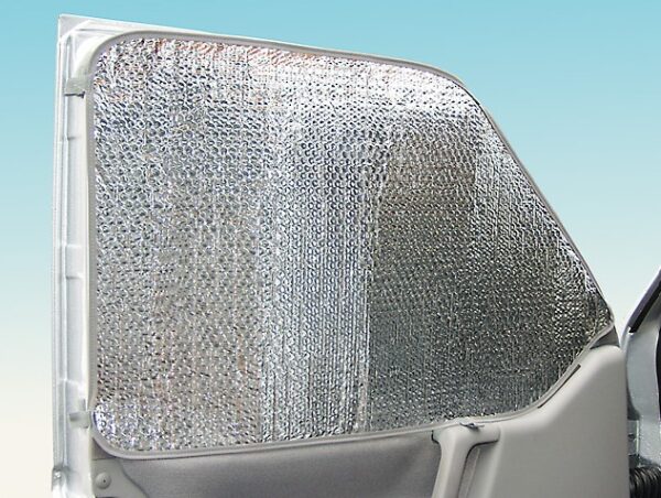 ISOLITE Inside VW T4: „Doppelverglasung“ für Fahrer-/Beifahrerfenster